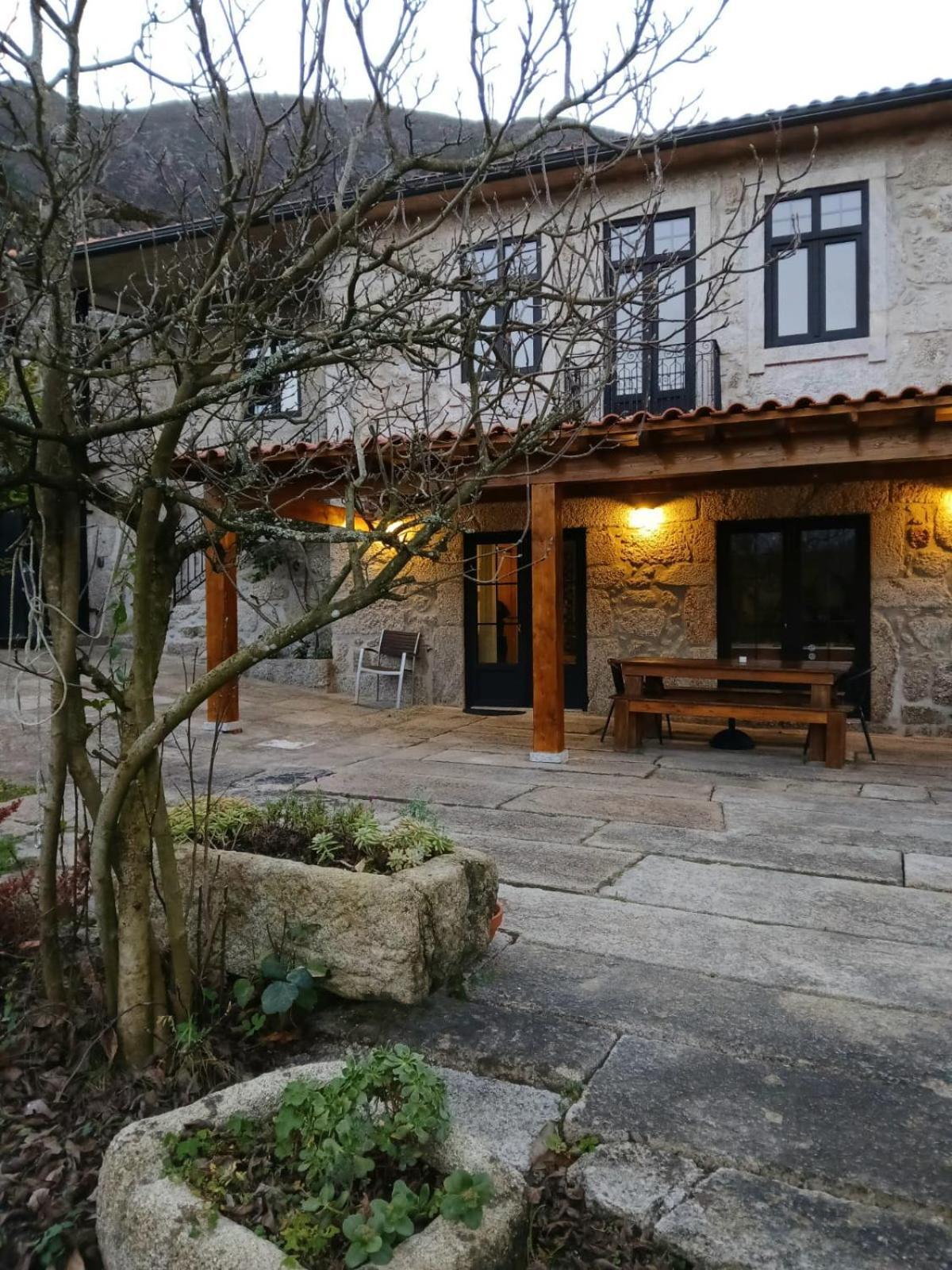 Villa Dos Santos - Geres Country House Eksteriør bilde